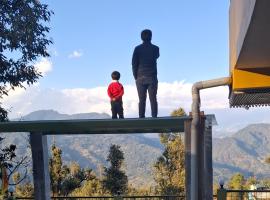 Lal Bangla, hotel v destinaci Chaukori