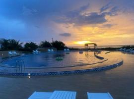 Ngalanka hôtel, ξενοδοχείο σε Tioukougne Peul