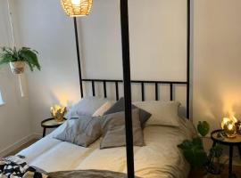 Cartref 2 Double Bed Apartment Nebo Dogs Welcome, hotel ad Amlwch