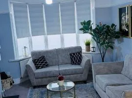 Elegant 4BR Home: Stylish Comfort Retreat