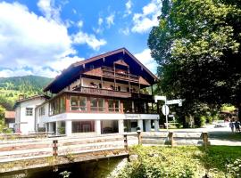 Hotel garni Königslinde - Wandern, Radeln, Skifahren & Genießen, Hotel in Bayrischzell