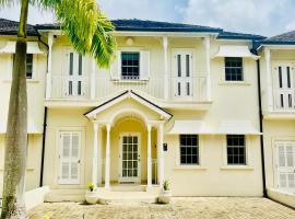 Battaleys Mews 21, hotel a Saint Joseph