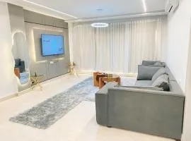 شقة فندقية بحديقة داخل كمبواند بيفرلي هيلز رقم هاتف صفر صفر اتنين صفر واحد واحد صفر اتنين اربعه ثلاثه صفر 222