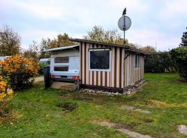 Wohnwagen mit feststehendem Vorzelt, hotel con hidromasaje en Fehmarn