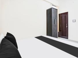 Spot on hotel meena, hotel in Jhūsi