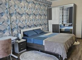 Luxury Apartment in New Building, hotel in Chişinău