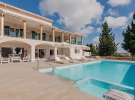 Rivazzurra Beachfront Luxury Villa