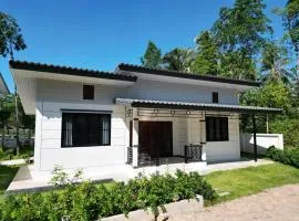 BAAN PAHK JAI by Dragon hut