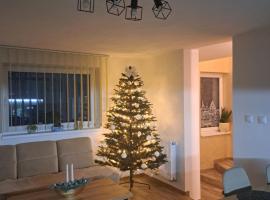 Ubytovanie u Karasa, ξενοδοχείο σε Vitanova