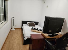 Standart room 7B, hotel in Odivelas