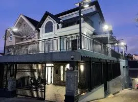 Chăn Ấm Đệm Êm Homestay