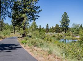 Peacock Pickleball Paradise, Hotel in La Pine