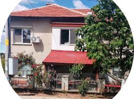 Уют, hotel in Haskovo