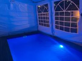 תכלת במושבה Lite Blue in the colony