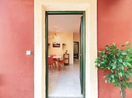 Emma 158 - Blue Glyfada Private Homes، فندق في غليفادا