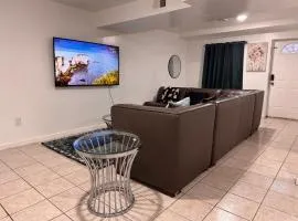 Large 2Kings 2 bedroom 2 bath by EWR NYC Downtown Newark