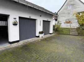 Wohnungin Staufenberg-Benterode, khách sạn ở Staufenberg