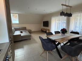 Apartment P&T Top 6, hotel in Altenhof