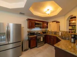 Casa Patron 6 bdr Private pool