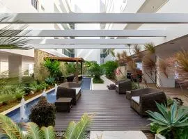 Lindo Apto, Prédio beira mar c/ Piscina e Hidro