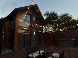 Villa Ardenne 1, hotel v destinaci Ferizaj