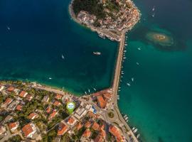 Flores Luxury Suites-Rogoznica