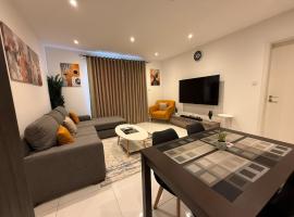 LivWell Suites at Loxwood House East Legon，阿克拉的分租公寓