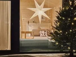 Kataja Chalet with sauna and jacuzzi