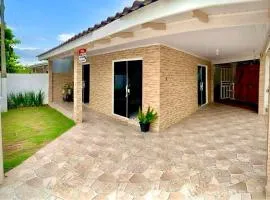 Refúgio perto do Mar: Ótima casa a 350m da praia