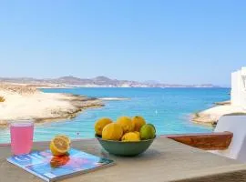 Manolis And Filio Home -By The Sea