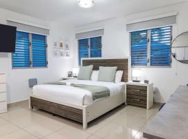 Aquaville Dorado Moderna Studio 6, hotel in Dorado