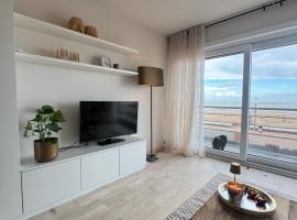 Studio in Wenduine with frontal sea view、Melletのビーチ・ホテル