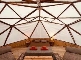 La Templanza EcoGlamping, מלון בRincón de los Oliveras