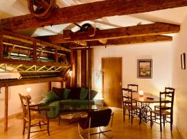 Lou moulinou, hotel in Saint-Julien-de-Cassagnas