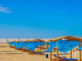 Beach safari suites &expedition，位于马萨阿拉姆的公寓式酒店