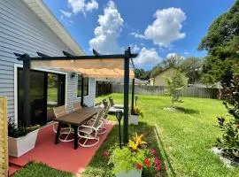 Golf Cart to Beach , Pet Friendly, Fenced, Quiet