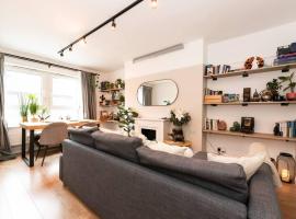Stylish 2-Bed Flat in Woolwich, Central London, beach hotel in London