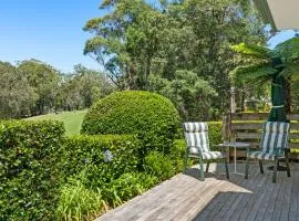 Golf Course Townhouse Mollymook Beach