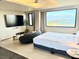 Fair Tale Motel - Sea