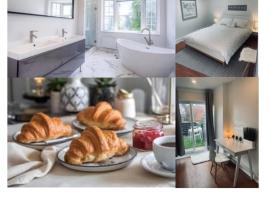 Victorian House B&B CozyWestmount, khách sạn ở Bélanger