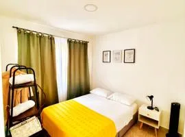 Apartahotel- Alojamiento Familiar- Apartamentos Privados Kira