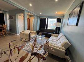 StayMaple Bungalow House-Free WiFi & Free Parking, hotel a Toronto