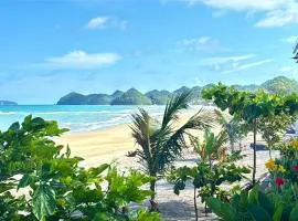 Buddy's Beach House Sipalay