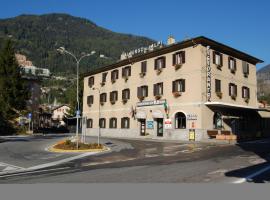 Hotel Delle Alpi, hótel með bílastæði í Sondalo