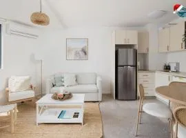 The Landmark- Top Level