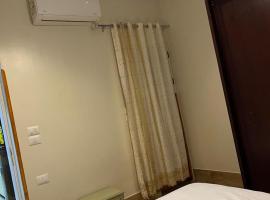 Spirit valley villa: El-Uksur şehrinde bir plaj oteli