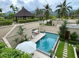 Luxury Pool Villa Bangtao Phuket close to beach