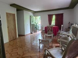 Casa En Santa Marta, hotel i Santa Marta