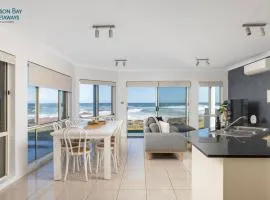 Hear the waves watch the whales Anna Bay