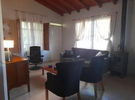 Cómoda casa en centro de Jachal, hotel in San José de Jáchal